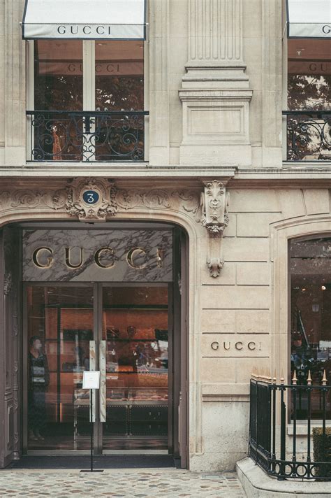 avis sur gucci montaigne